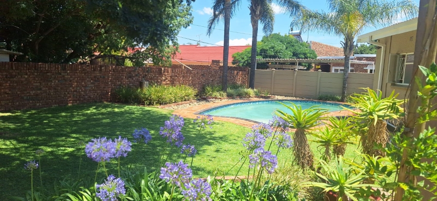 4 Bedroom Property for Sale in Carters Glen Northern Cape